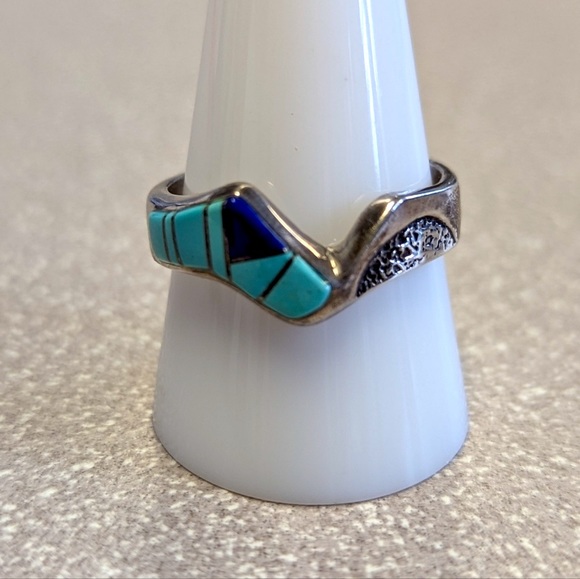 Vintage Zuni Multistone Native American Ring - Picture 3 of 13